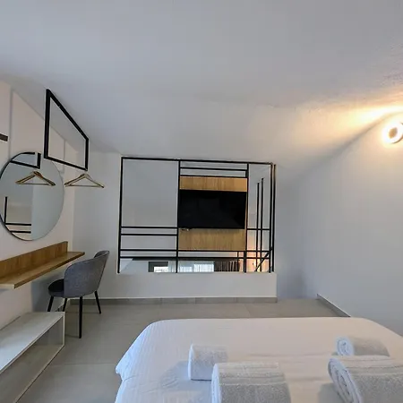 Twins Yard Apartment Nikiti  Exterior photo